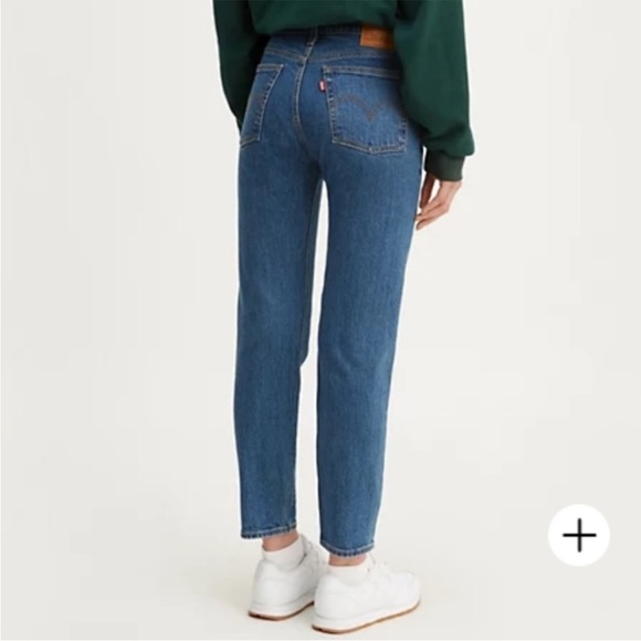 Levi’s Premium Wedgie Ankle Jean in Charleston Stroll Medium Wash Size 30 - Picture 3 of 9